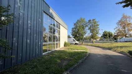 Bâtiment d'activités à louer - 600 m2 - Ingré / Saint Jean de la Ruelle - Offre immobilière - Arthur Loyd